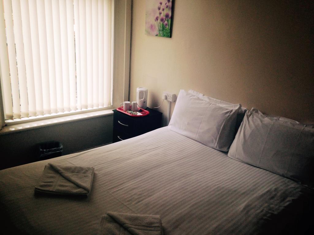 Peek-a-Booze - Budget Hotel - Adults Only Blackpool Kamer foto