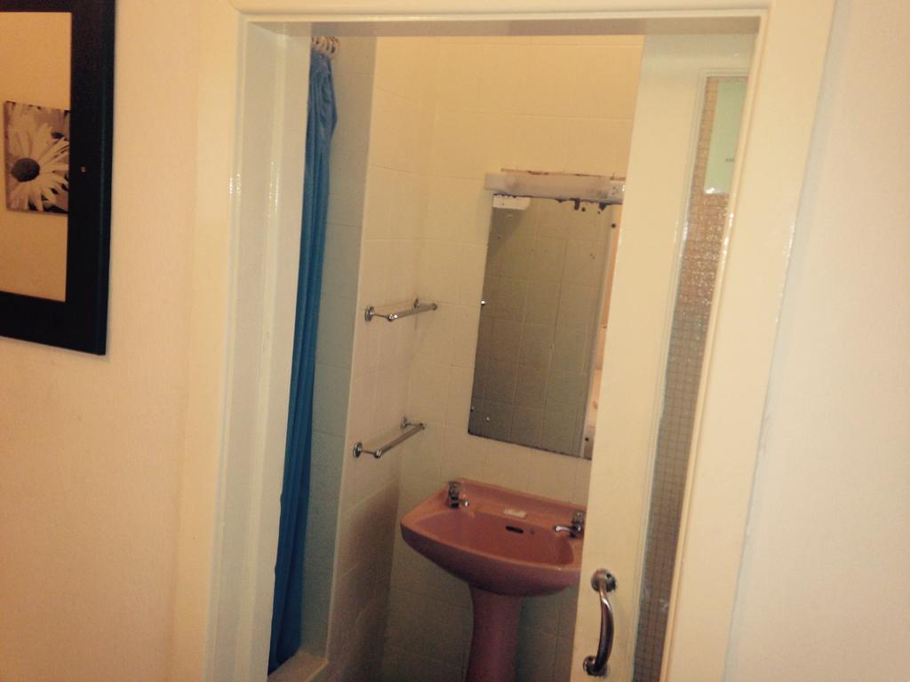 Peek-a-Booze - Budget Hotel - Adults Only Blackpool Kamer foto