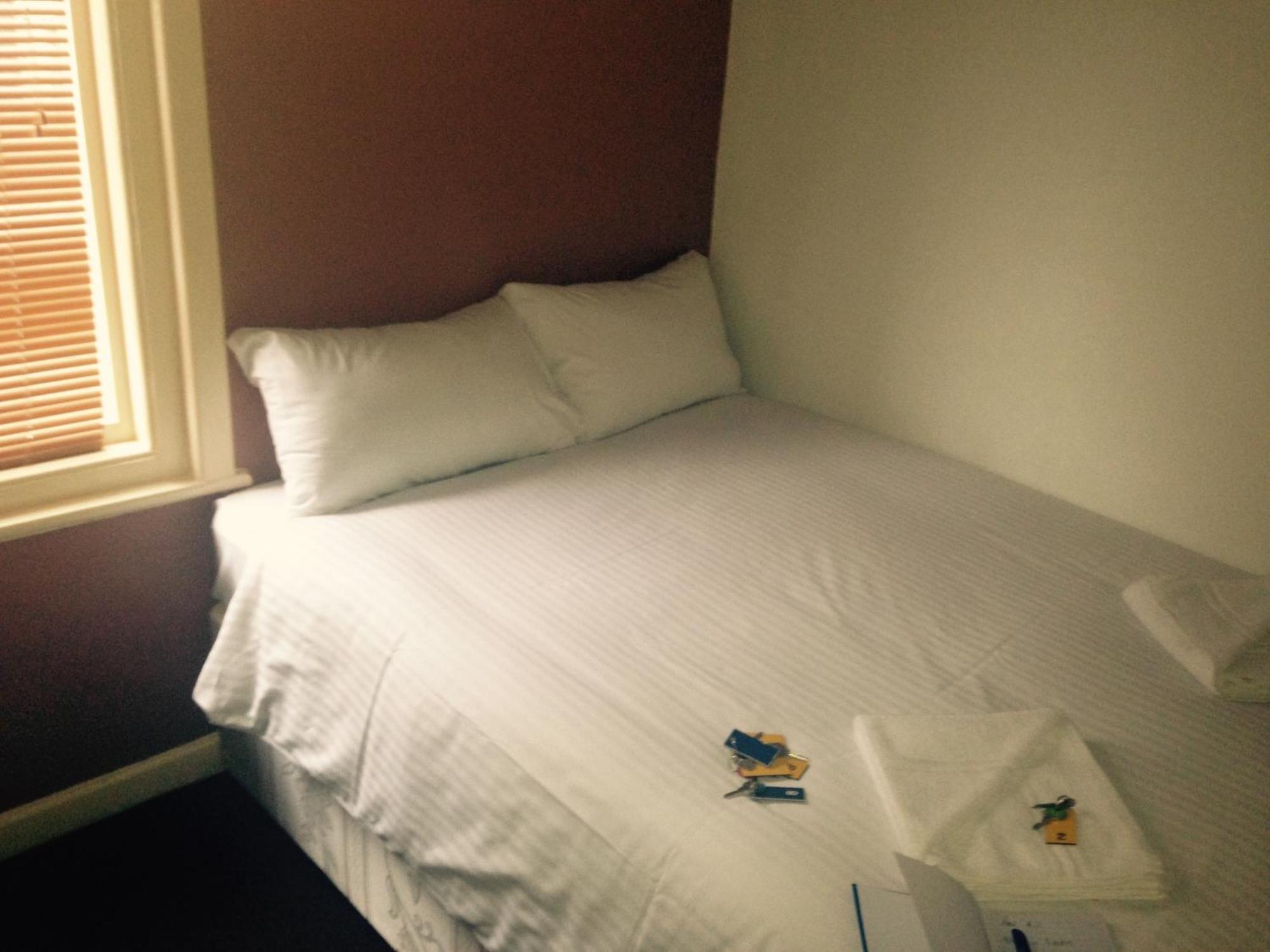 Peek-a-Booze - Budget Hotel - Adults Only Blackpool Buitenkant foto